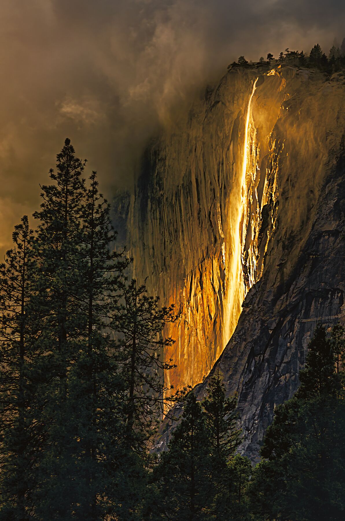 Horsetail Fall